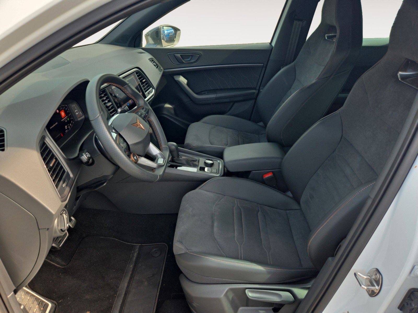 Fahrzeugabbildung CUPRA Ateca 2.0 TSI VZ 4Drive/Kessy/LED/FullLink