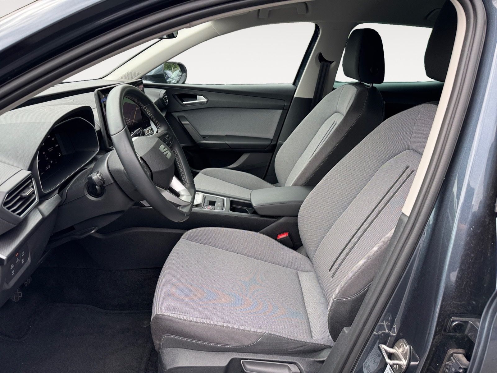 Fahrzeugabbildung SEAT Leon Style 1.5 TSI 6-Gang/ NAV/RÜCK/SHZ