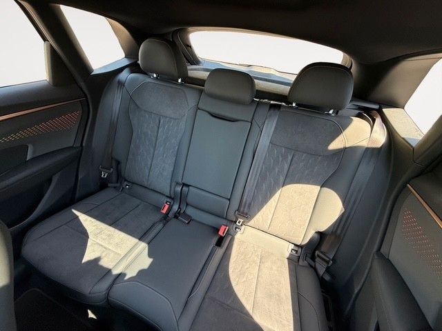 Fahrzeugabbildung CUPRA Terramar 2.0TSI VZ DSG 4D/MATRIX/SENNHEISER/Pano