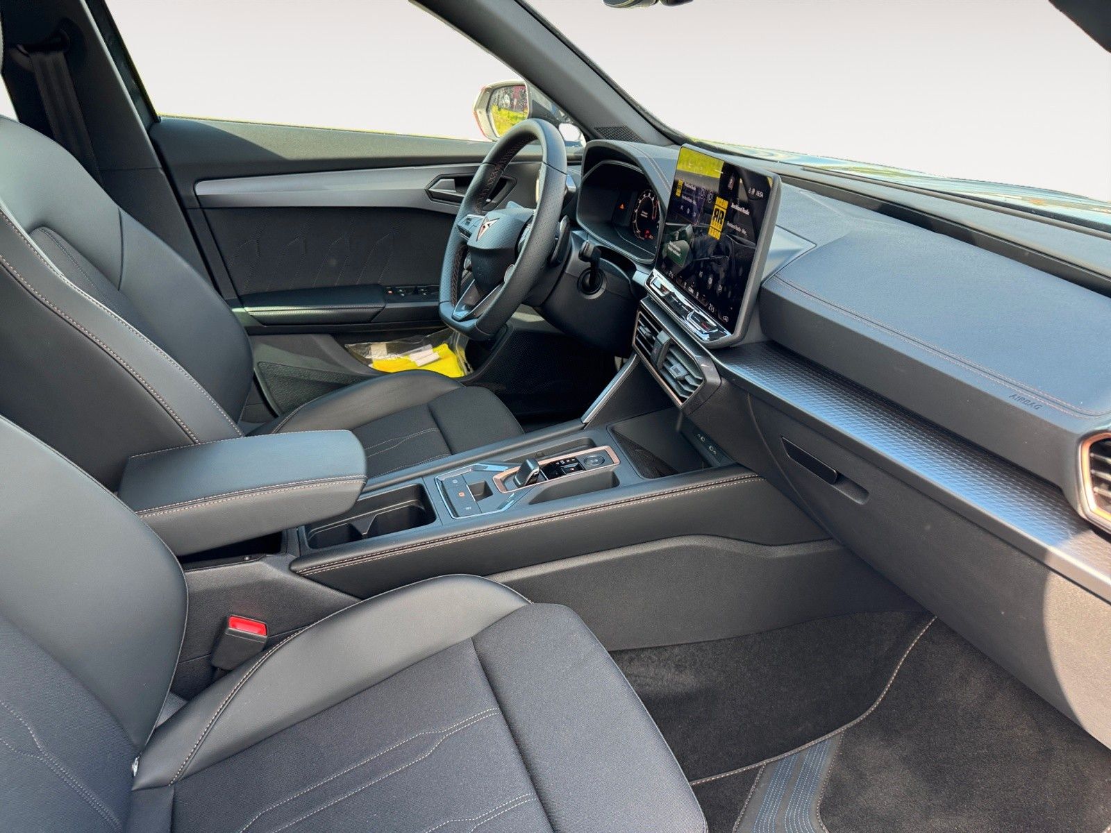 Fahrzeugabbildung CUPRA Formentor 1.5 eTSI DSG LED/EDGE/PDC/Kamera