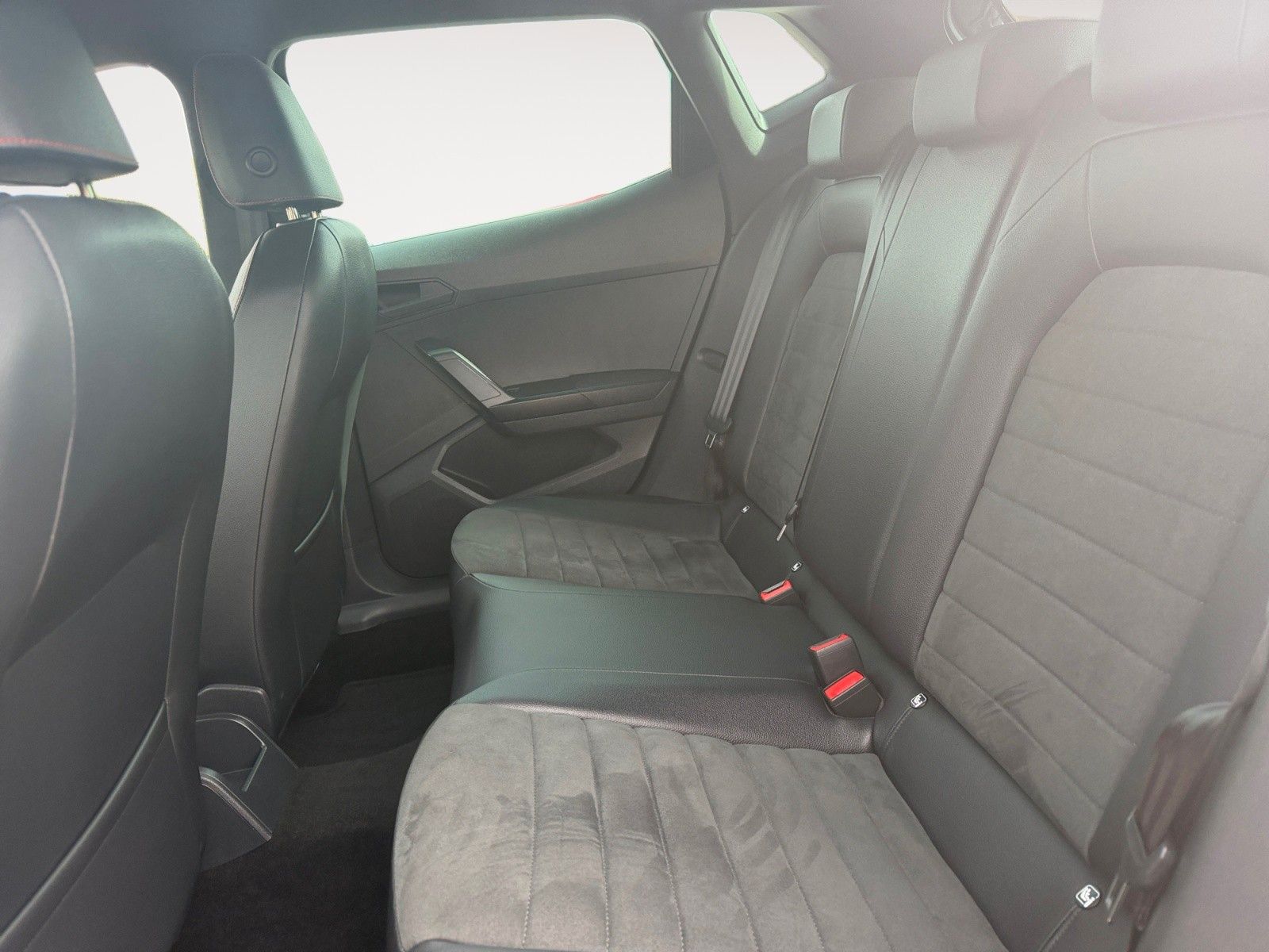 Fahrzeugabbildung SEAT Ibiza FR 1.0 TSI DSG Navi/Kamera/Tempomat