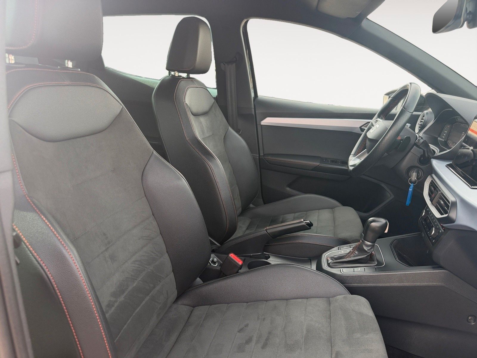 Fahrzeugabbildung SEAT Ibiza FR 1.0 TSI DSG Navi/Kamera/Tempomat