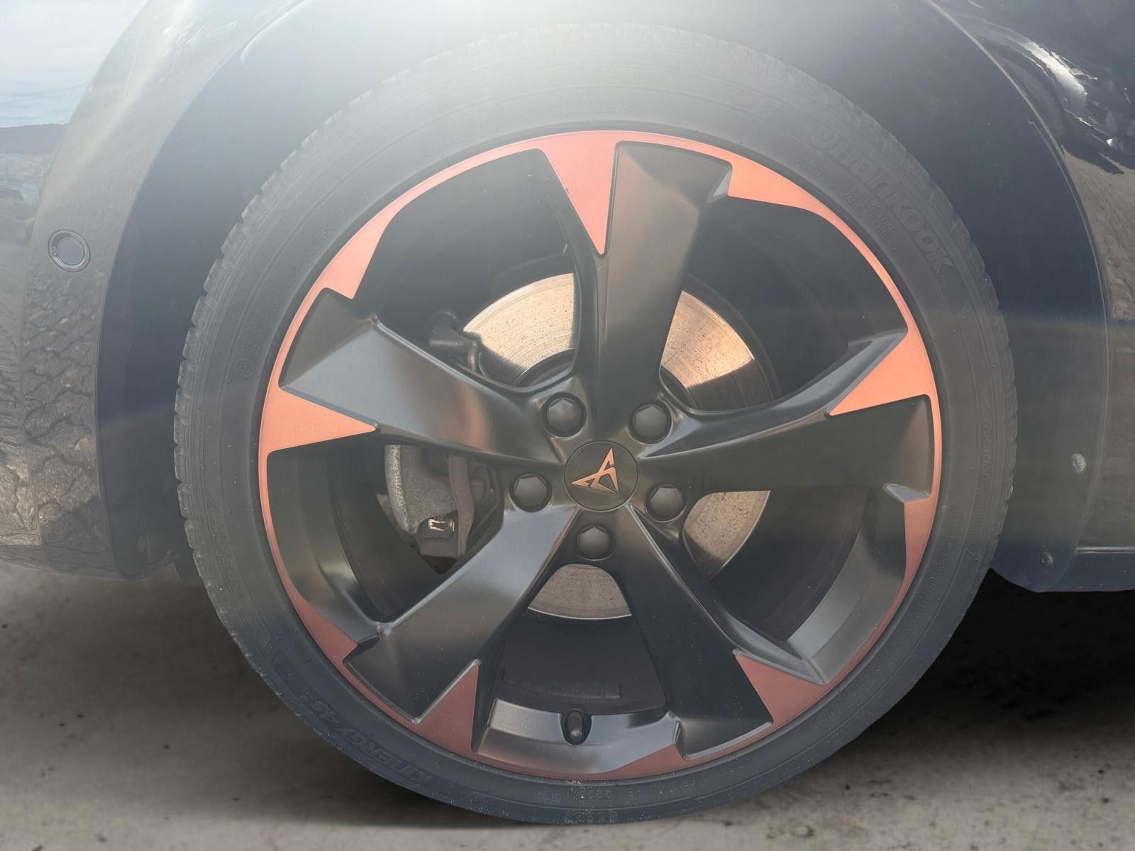 Fahrzeugabbildung CUPRA Leon 1.5 eTSI DSG 1.HD/Beats/Navi/Kamera
