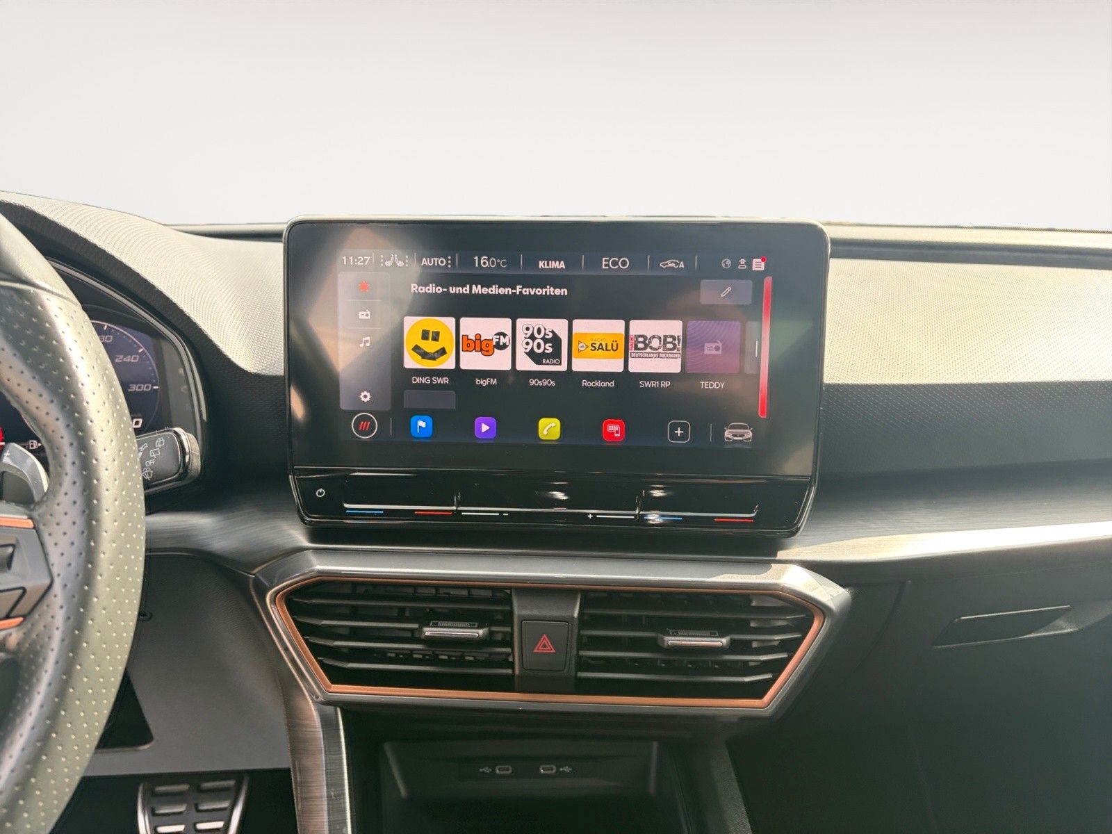 Fahrzeugabbildung CUPRA Leon 1.4 e-Hybrid DSG 1.HD/Navi/Kamera/FullLink