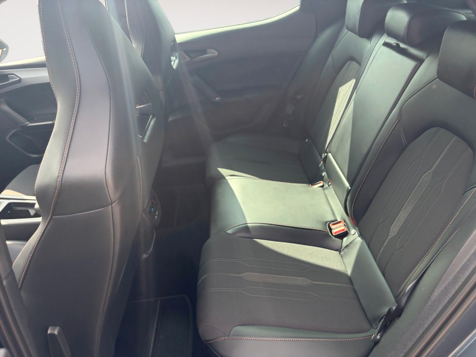Fahrzeugabbildung CUPRA Leon 1.4 e-Hybrid DSG 1.HD/Navi/Kamera/FullLink