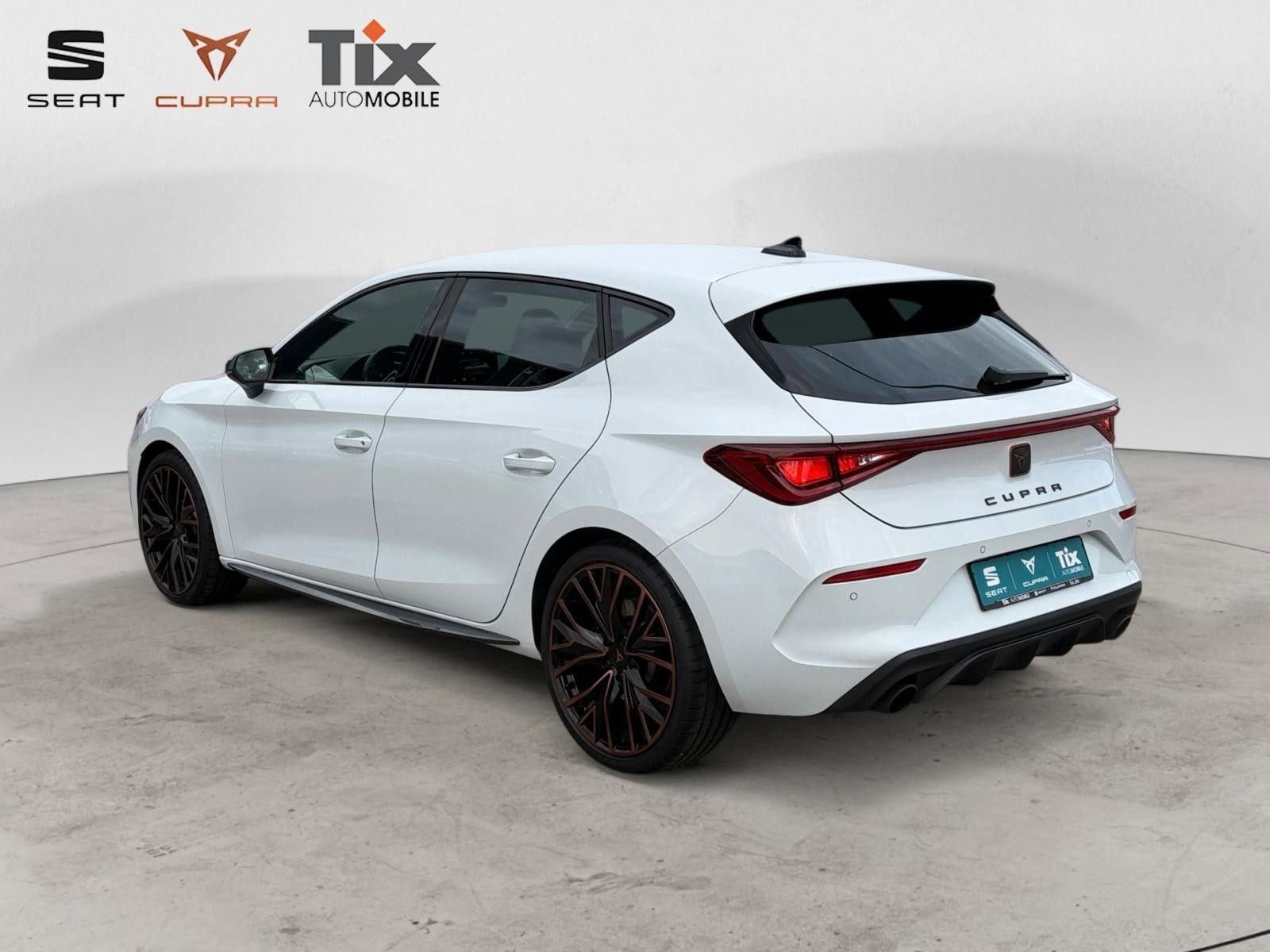 Fahrzeugabbildung CUPRA Leon VZ 2.0 TSI DSG 1.HD/Beats/el.Sitzverst./Nav