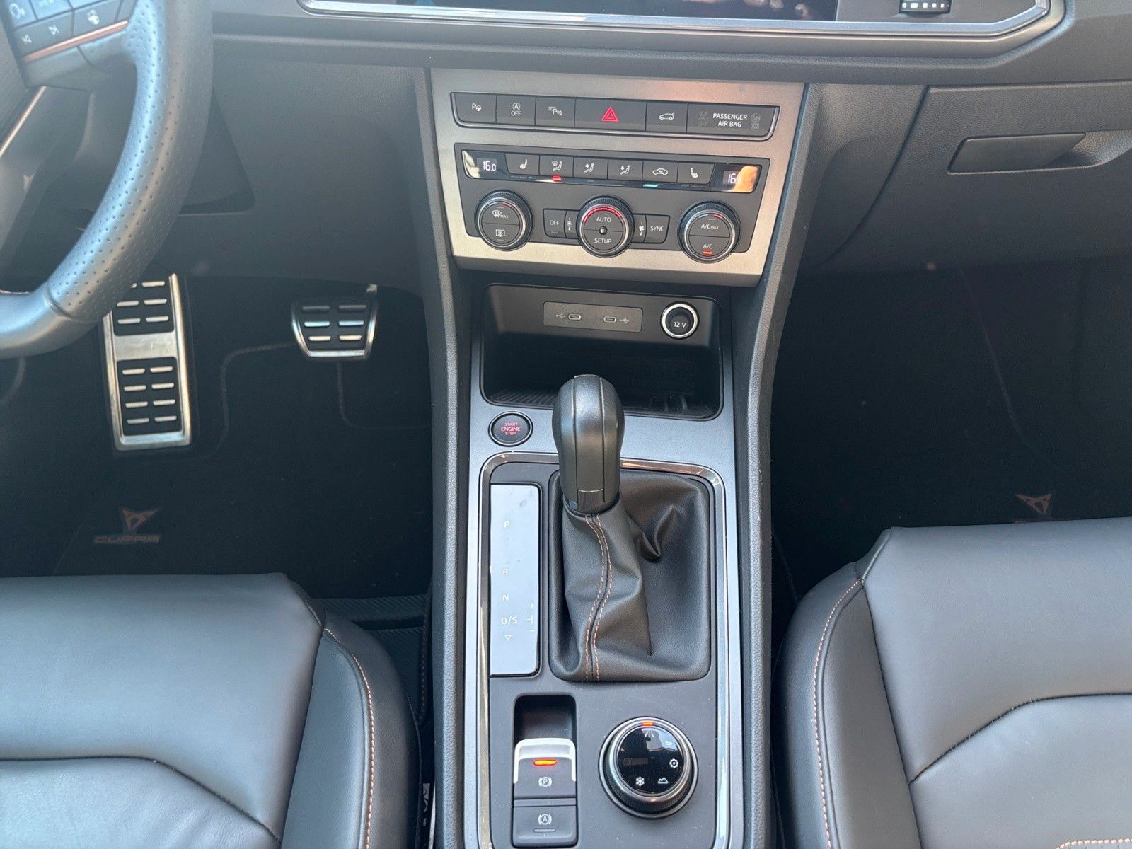 Fahrzeugabbildung CUPRA Ateca 2.0 TSI 190 PS DSG/Allrad/Navi/Leder