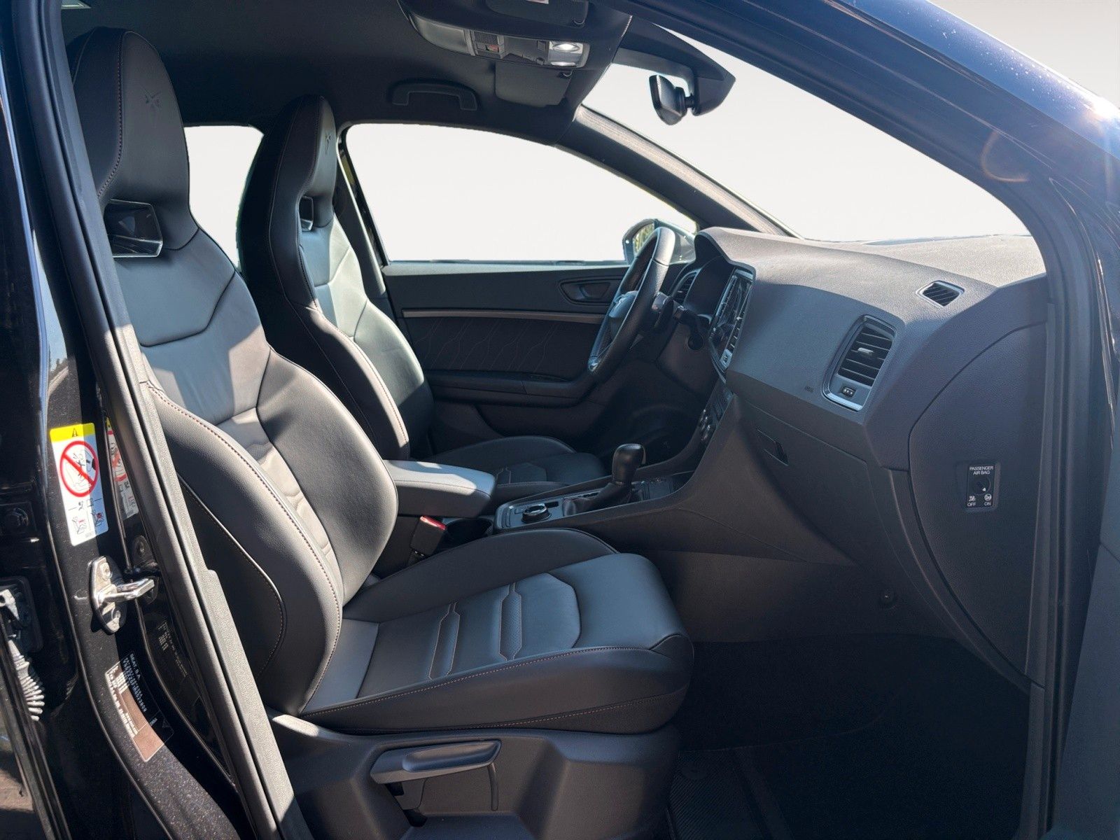 Fahrzeugabbildung CUPRA Ateca 2.0 TSI 190 PS DSG/Allrad/Navi/Leder