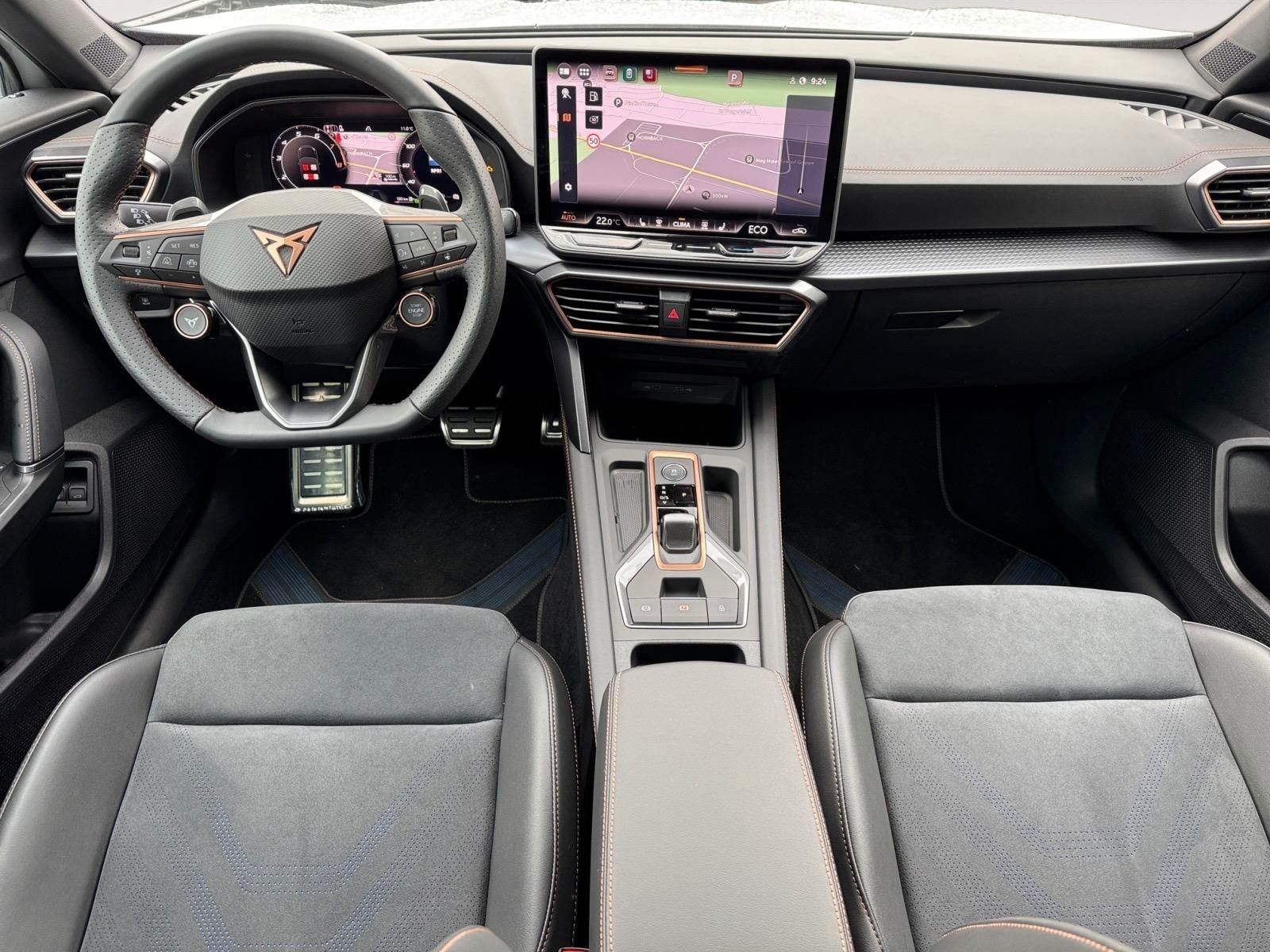 Fahrzeugabbildung CUPRA Formentor VZ 1.5e-HYBRID DSG AHK/MatrixLED/Senh.