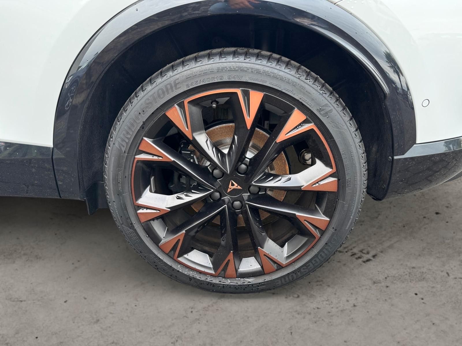Fahrzeugabbildung CUPRA Formentor VZ 1.5e-HYBRID DSG AHK/MatrixLED/Senh.