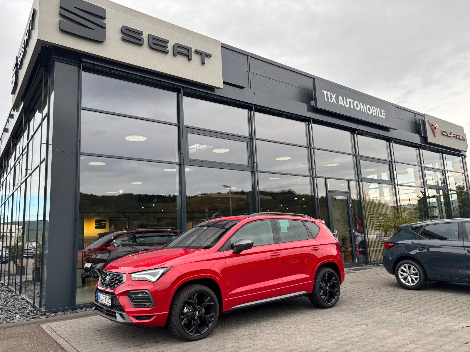 Fahrzeugabbildung SEAT Ateca FR 2.0 TDI DSG/AHK/LED/Pano/Navi
