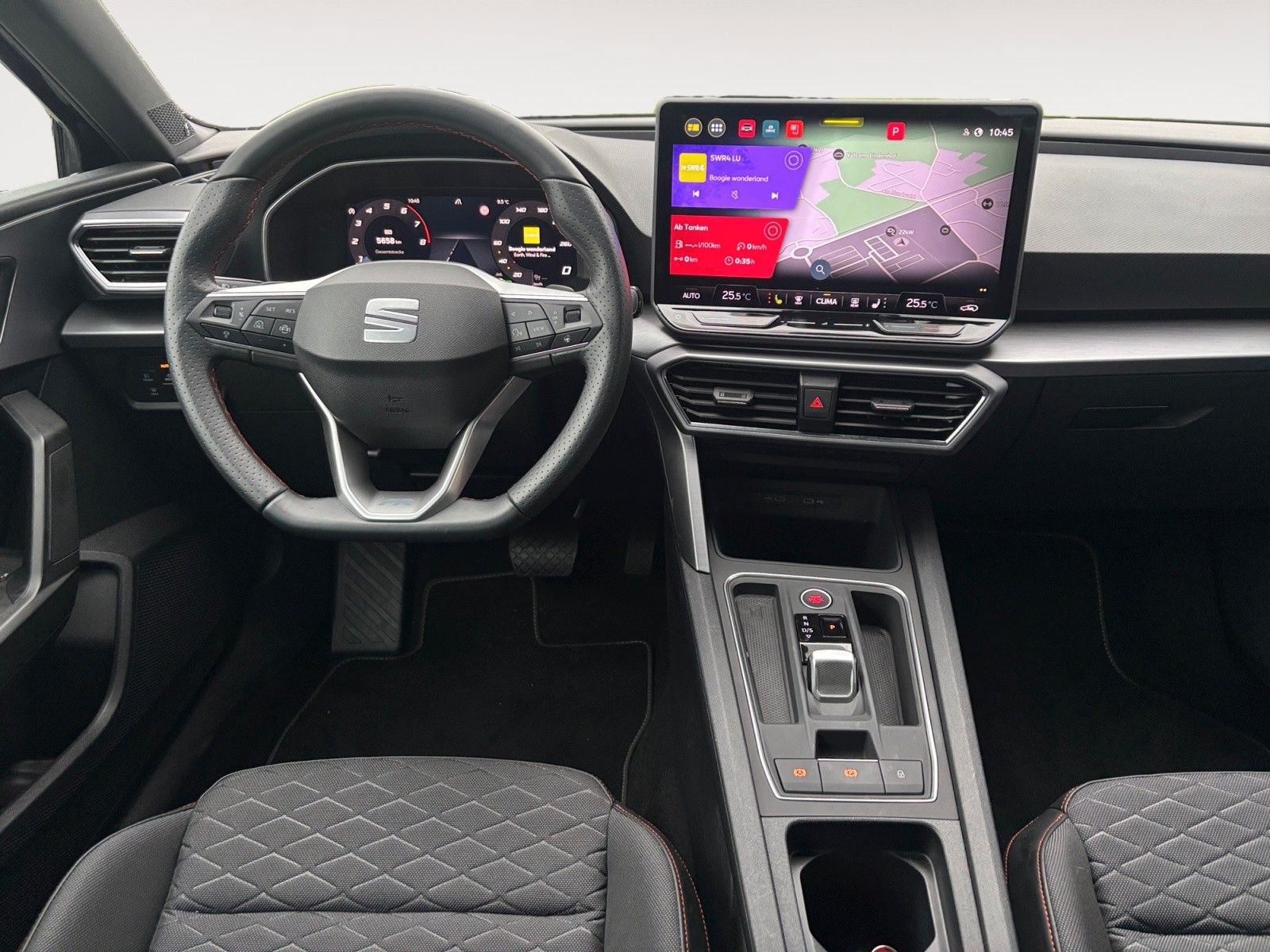 Fahrzeugabbildung SEAT Leon 1.5 eTSI FR DSG BeatsAudio, Full Link, Navi