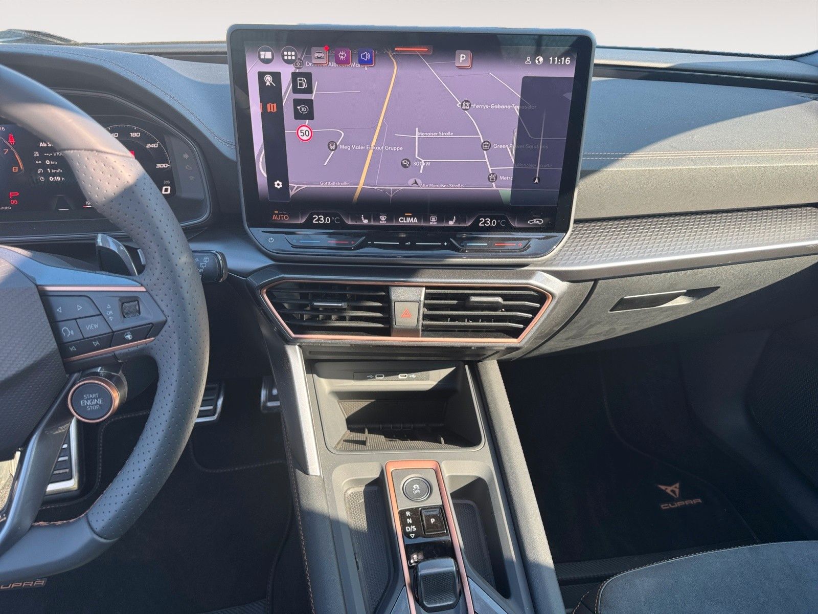 Fahrzeugabbildung CUPRA Leon VZ 2.0 TSI DSG Matrix-LED/Sennheiser/Pano