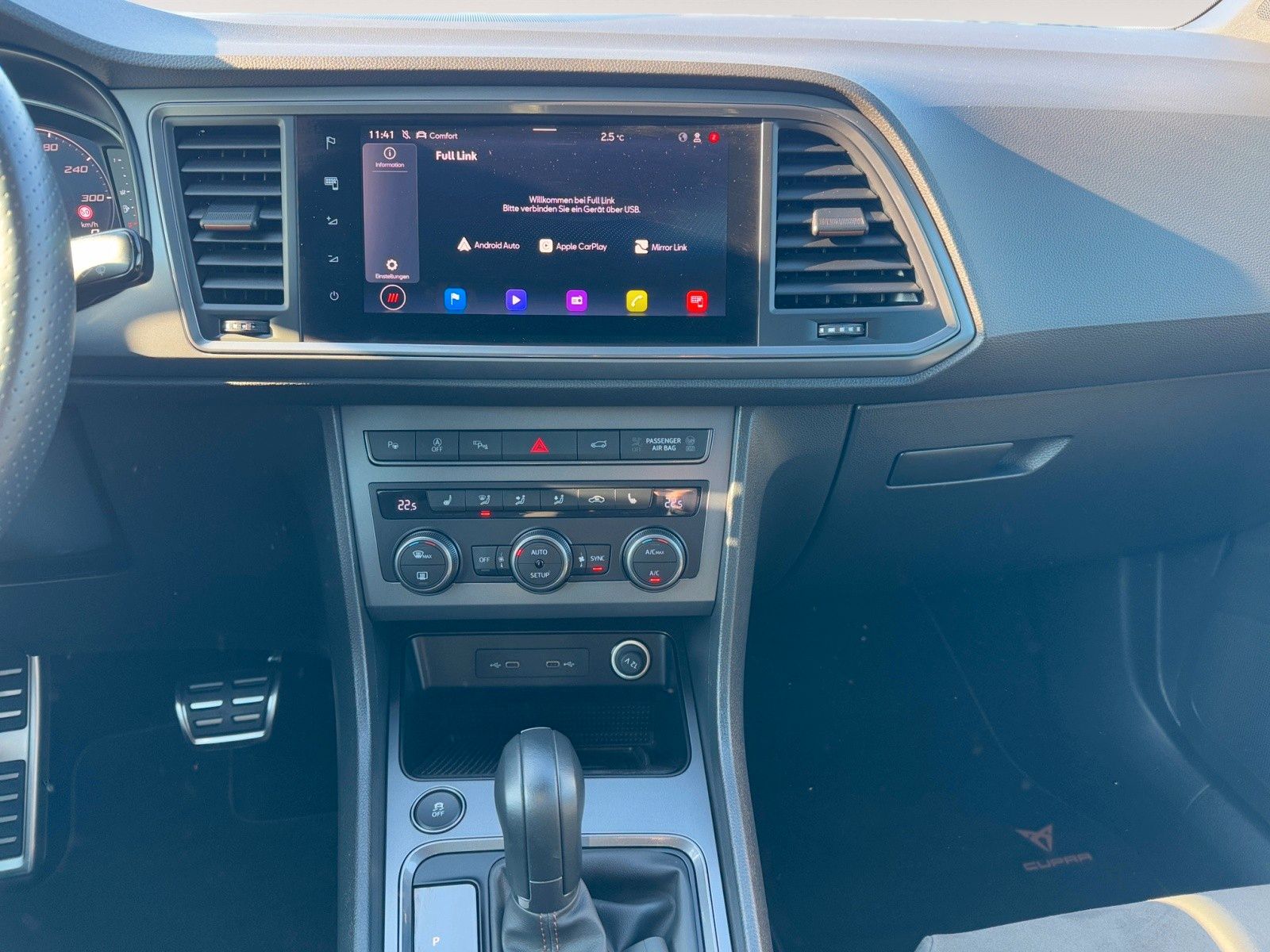Fahrzeugabbildung CUPRA Ateca VZ 2.0 TSI DSG 4Drive 1.HD/AHK/Pano/Beats