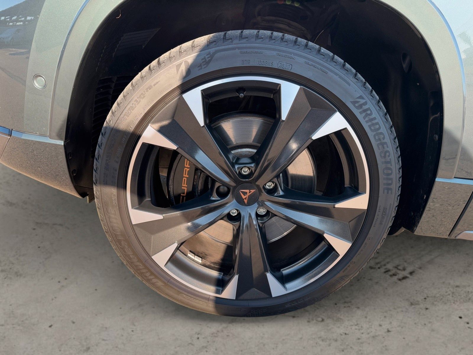 Fahrzeugabbildung CUPRA Ateca VZ 2.0 TSI DSG 4Drive 1.HD/AHK/Pano/Beats