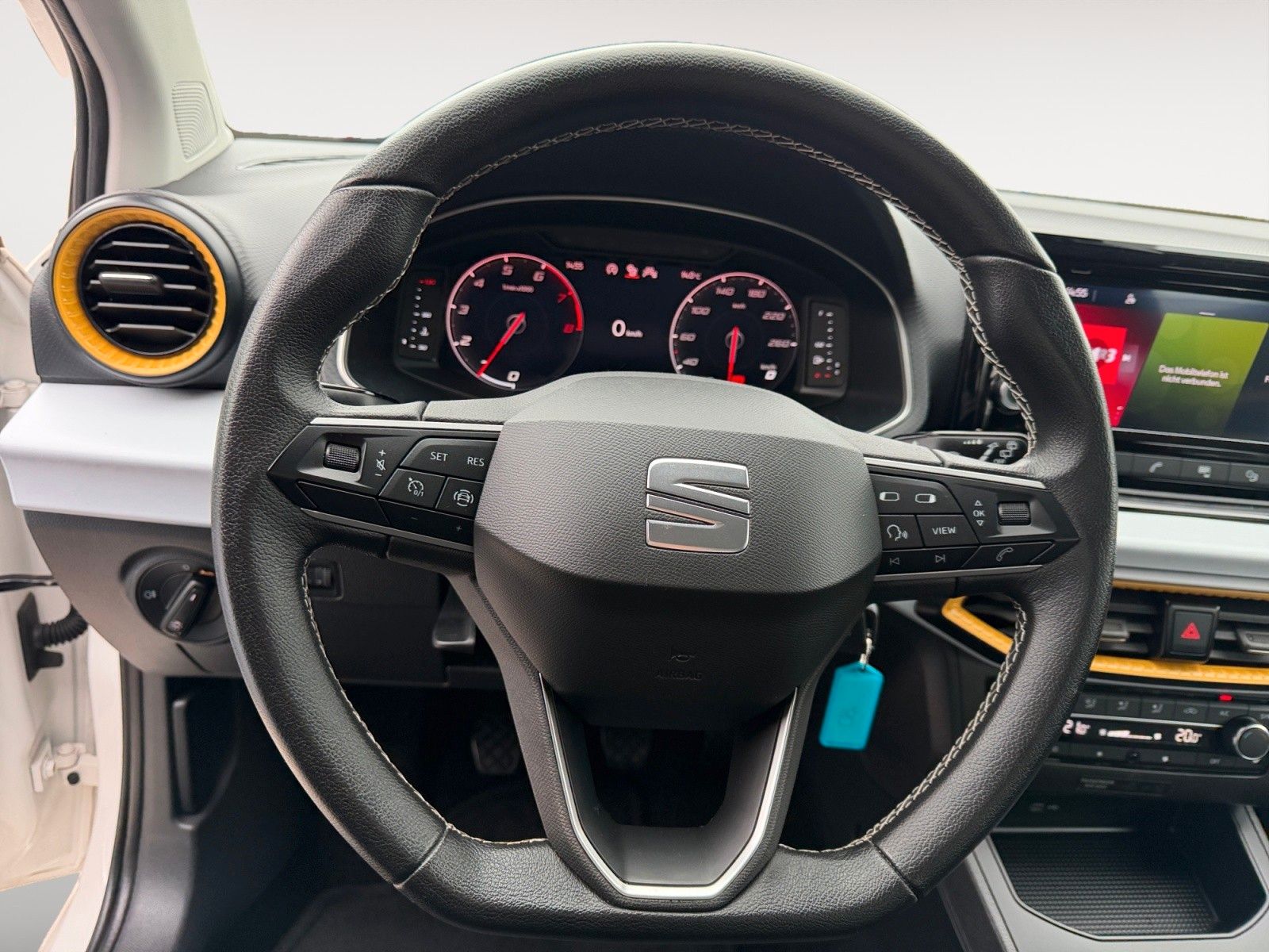 Fahrzeugabbildung SEAT Ibiza Style 1.0 TSI 1.HD/PDC/FullLink/Tempomat