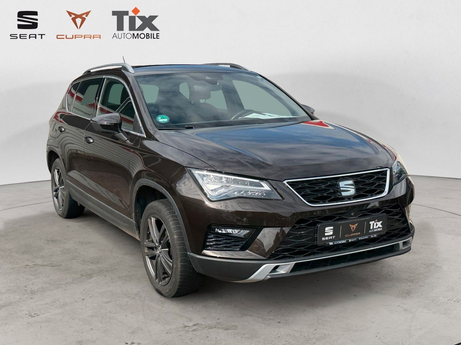 Fahrzeugabbildung SEAT Ateca Xcellence 1.4 TSI 4Drive AHK/360°Kam/Navi