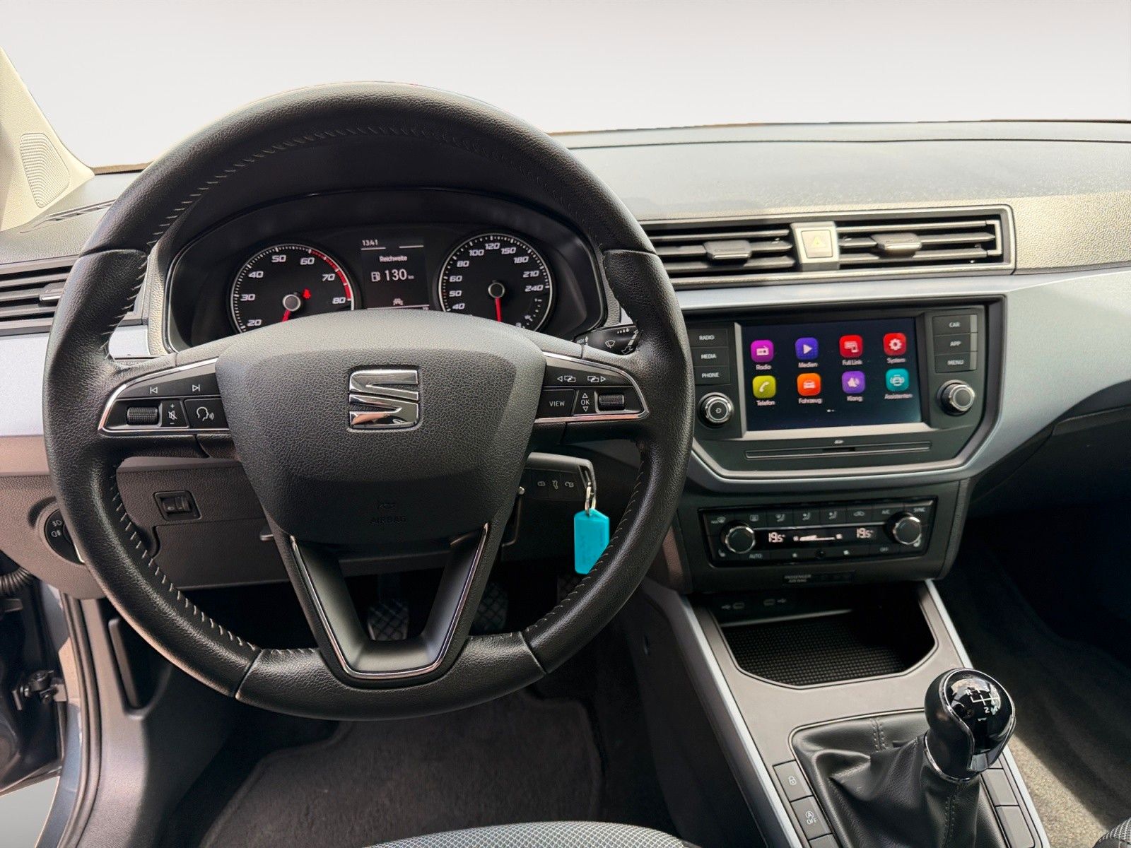 Fahrzeugabbildung SEAT Arona Style 1.0 TSI PDC/Sitzheizung/FullLink