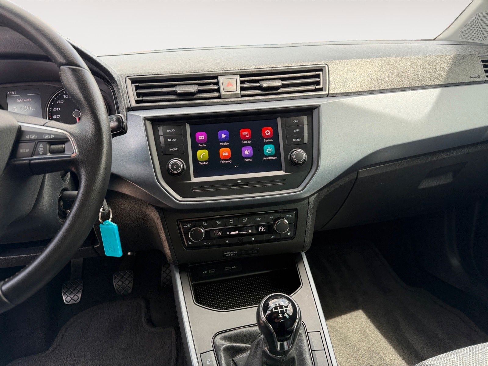 Fahrzeugabbildung SEAT Arona Style 1.0 TSI PDC/Sitzheizung/FullLink