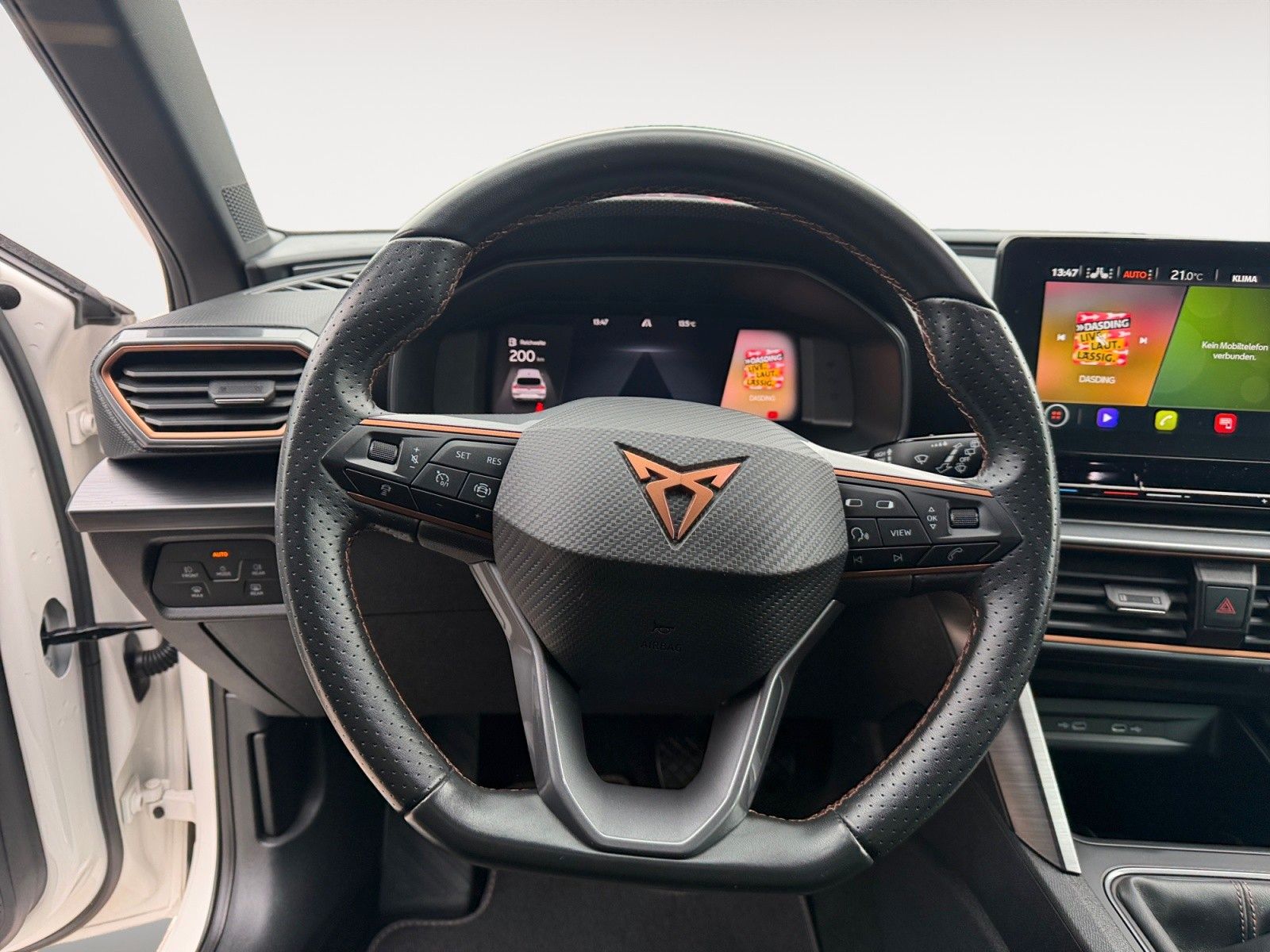 Fahrzeugabbildung CUPRA Leon 1.5 TSI Kamera/FullLink/ACC/ParkLenk