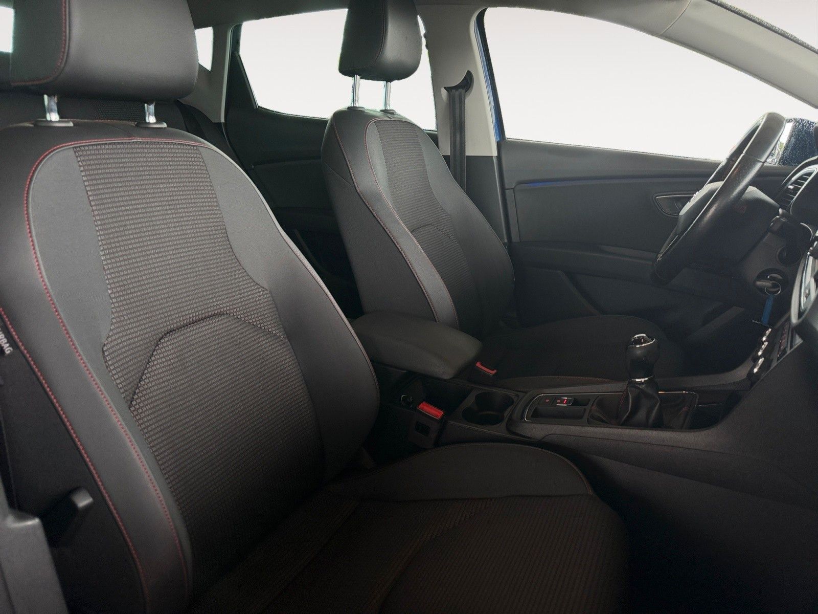Fahrzeugabbildung SEAT Leon FR 1.4 TSI 1.HD/AHK/PDC/SEATSOUND