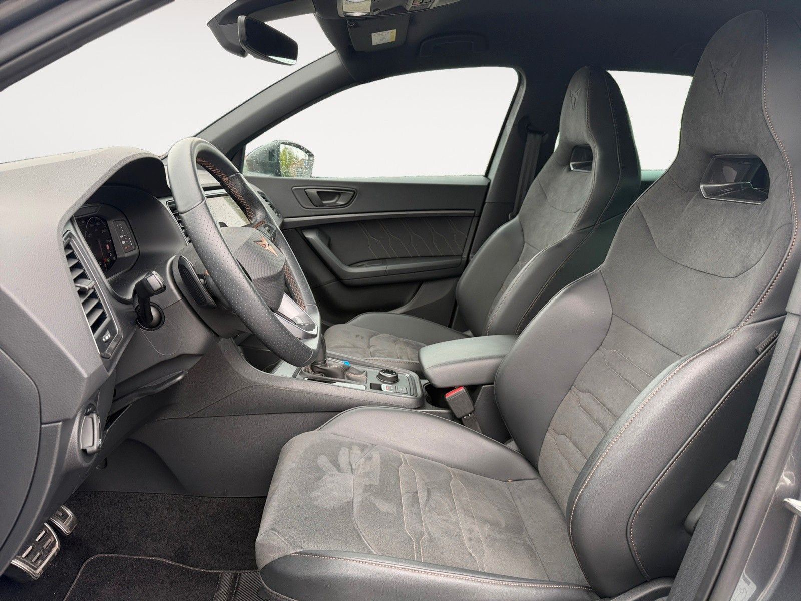 Fahrzeugabbildung CUPRA Ateca 2.0 TSI DSG 4Drive 1.HD/AHK/el.Heckkl/360°