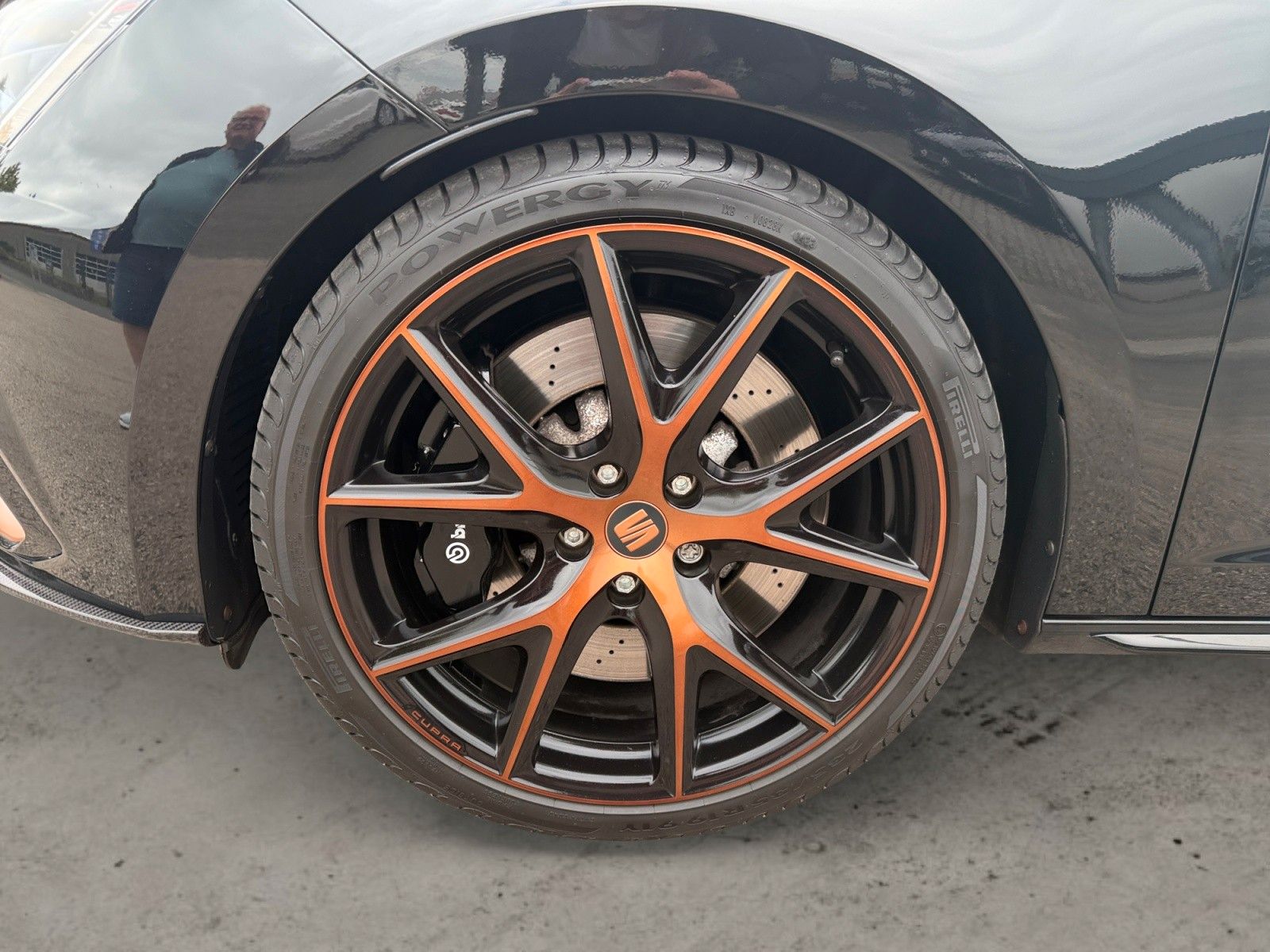 Fahrzeugabbildung SEAT Leon ST Cupra R 300 4Drive DSG Navi/Kamera