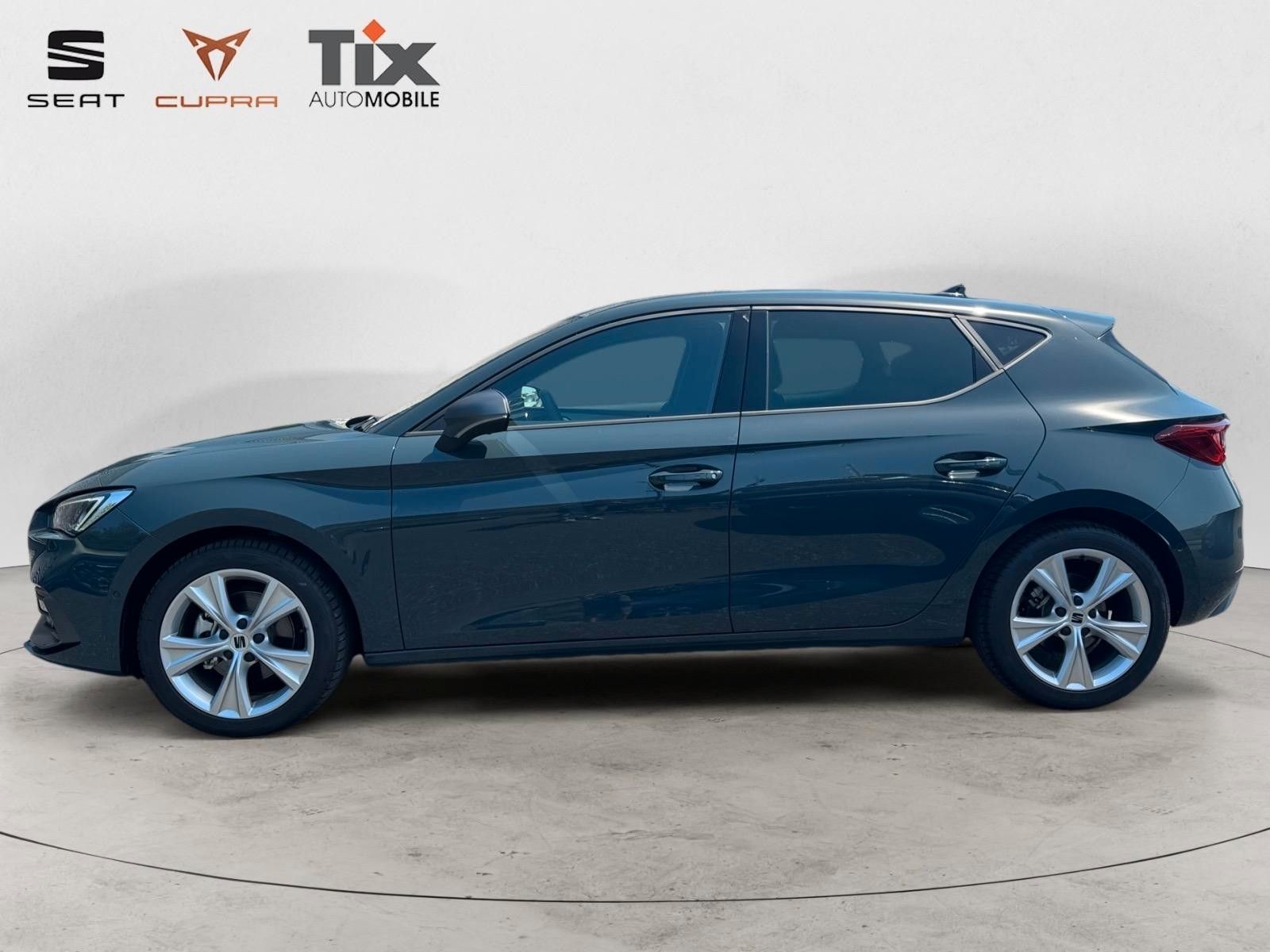 Fahrzeugabbildung SEAT Leon FR 2.0 TDI DSG Black Ed. AHK/Matrix LED