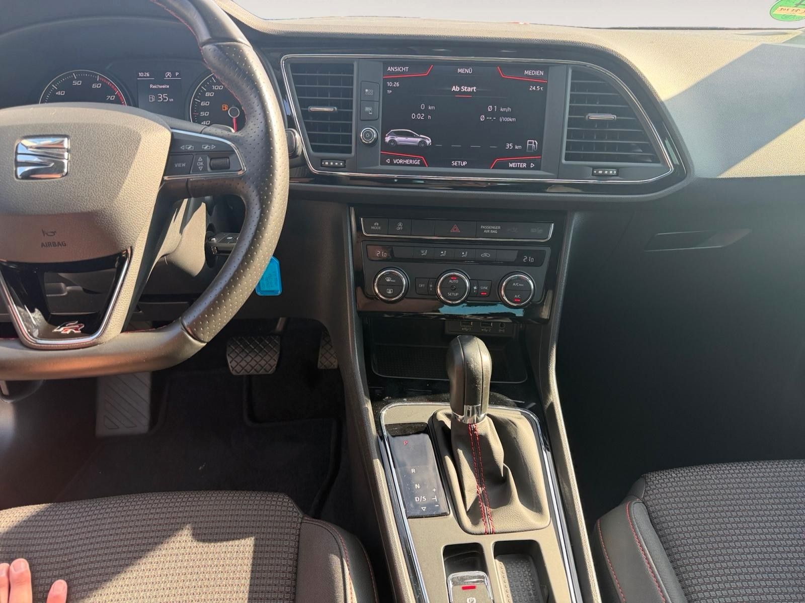 Fahrzeugabbildung SEAT Leon FR 1.5 TSI DSG Tempomat/USB