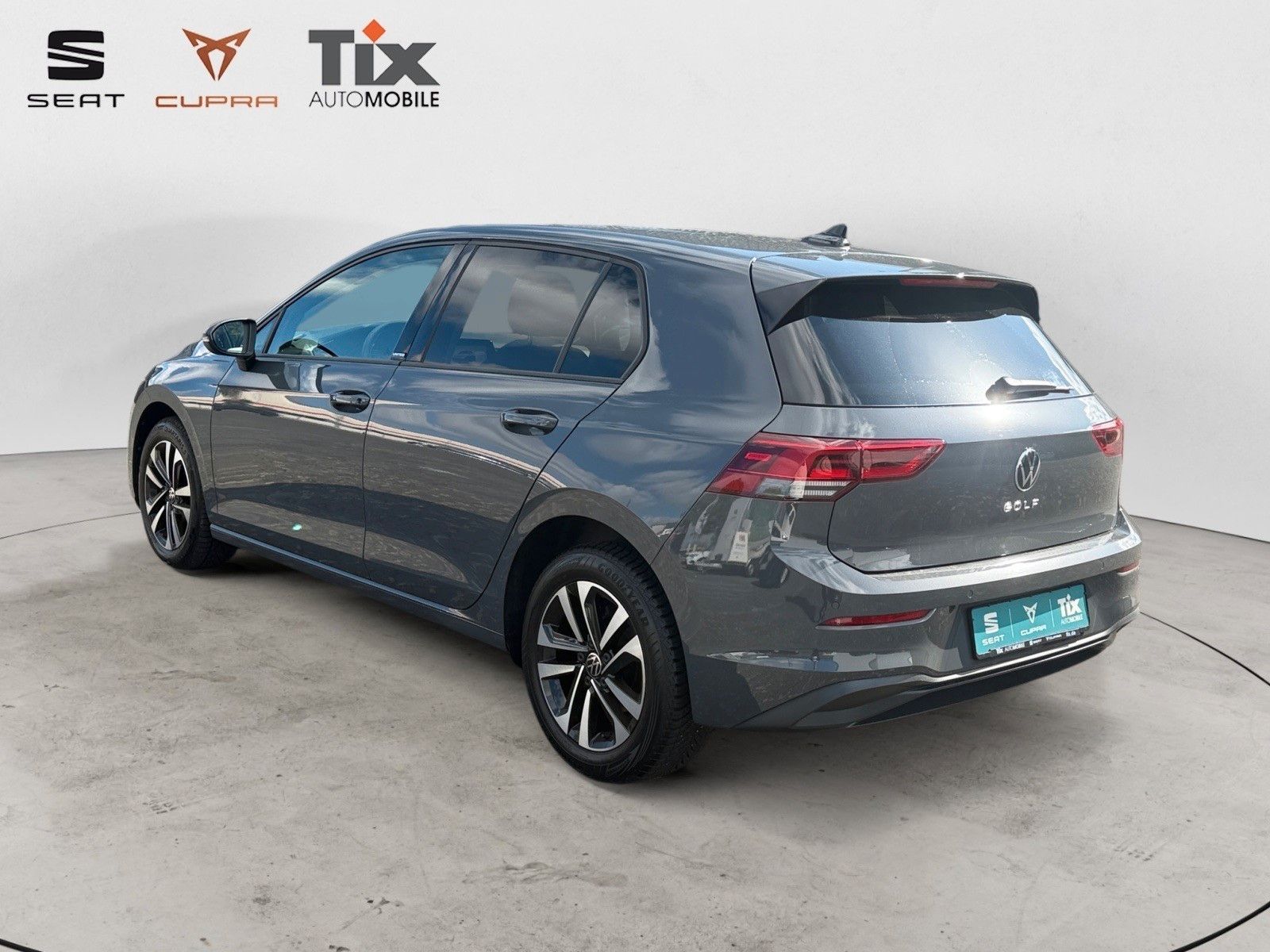 Fahrzeugabbildung Volkswagen Golf VIII United 2.0 TDI Navi/Standheizung/ACC