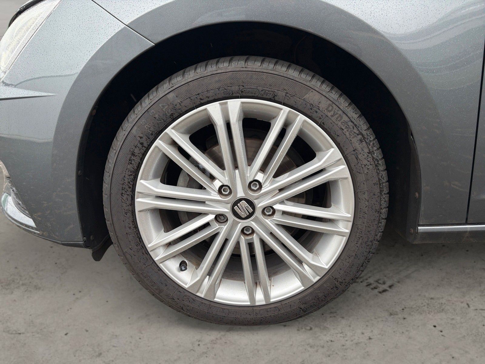 Fahrzeugabbildung SEAT Leon ST Xcellence 1.4 TSI Navi/LED/Beats/Kamera