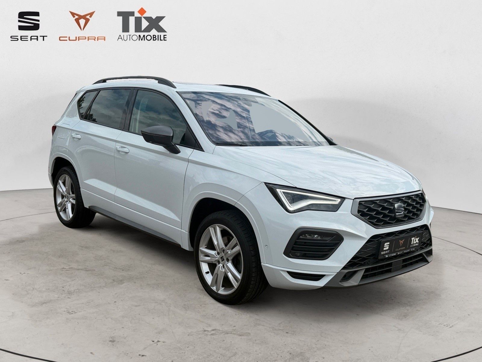 Fahrzeugabbildung SEAT Ateca FR 2.0 TDI DSG 1.HD/Pano/Navi/Kamera/ACC
