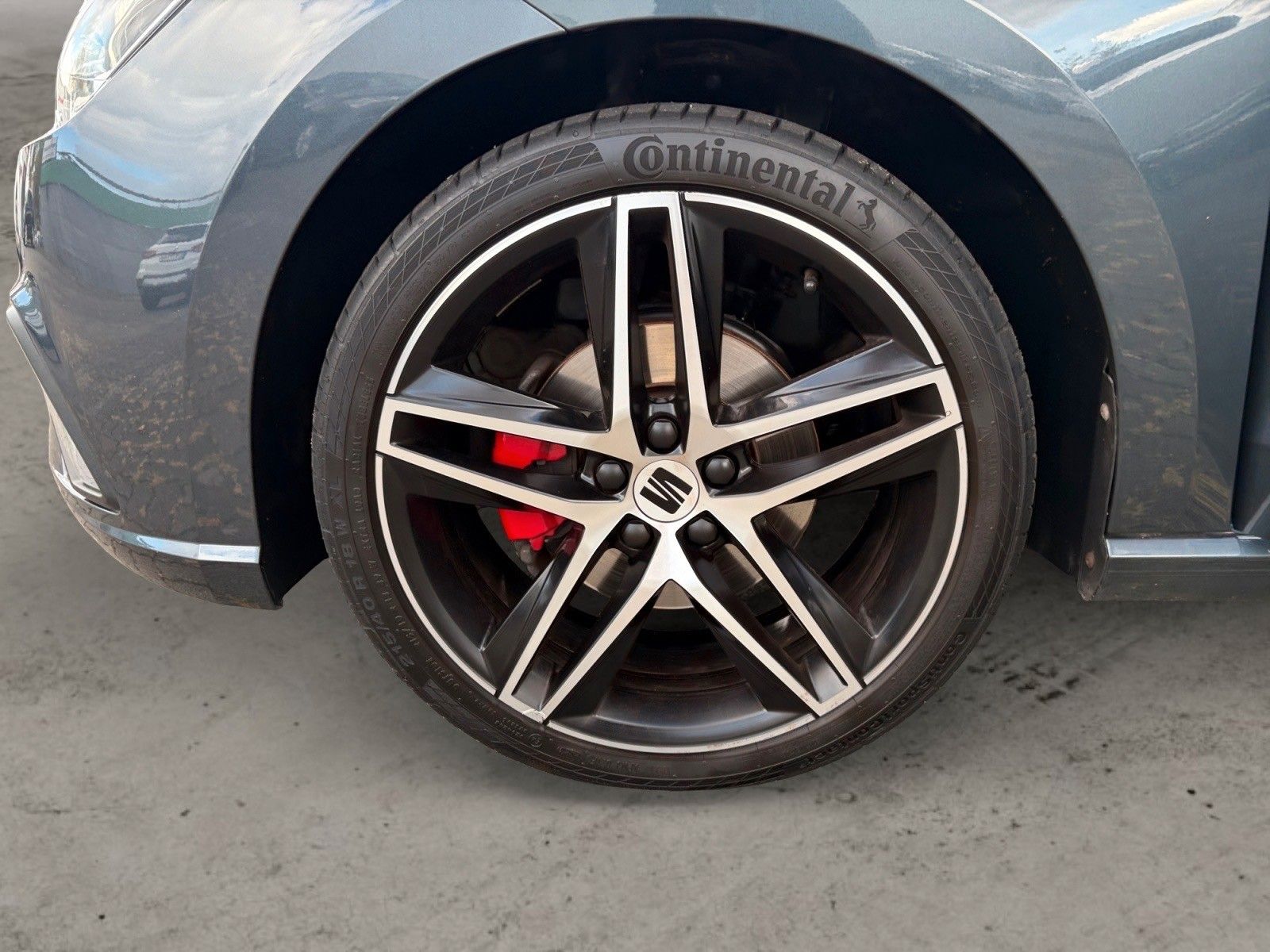 Fahrzeugabbildung SEAT Ibiza FR 1.0 TSI 1.HD/Navi/Kamera/ACC/LED/FullLi