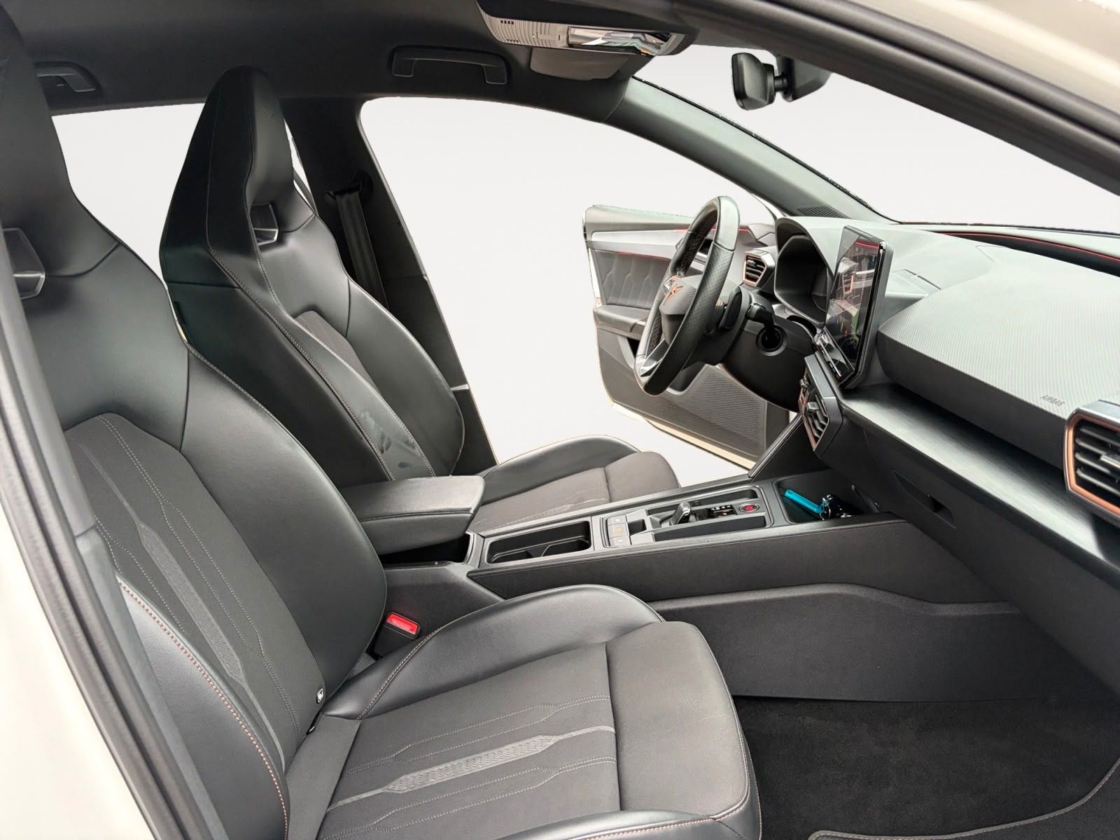 Fahrzeugabbildung CUPRA Leon ST VZ 1.4 e-Hybrid AHK, Rückfahrkamera