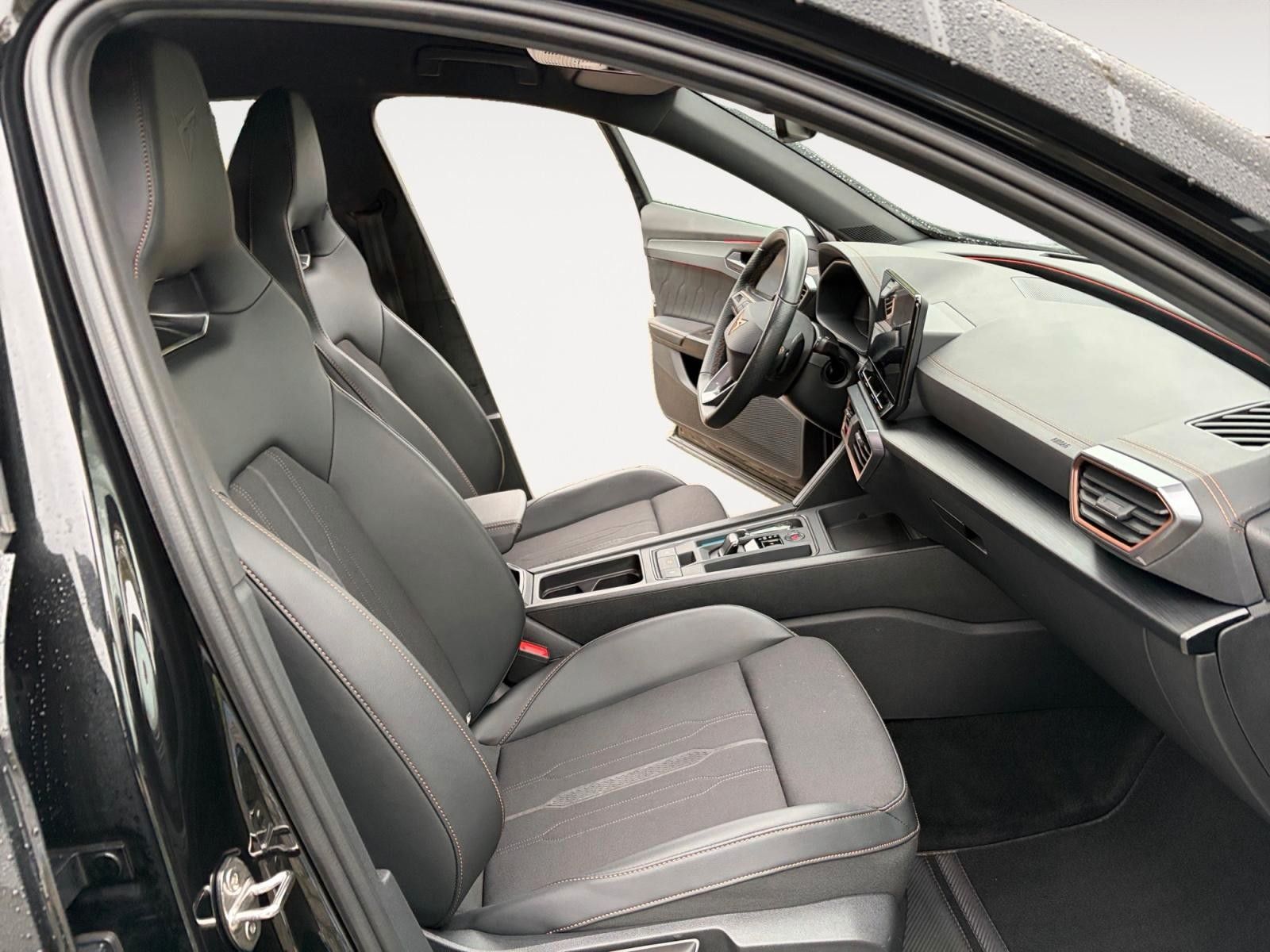 Fahrzeugabbildung CUPRA Formentor 2.0 TSI 4Drive Matrix, 360, ACC