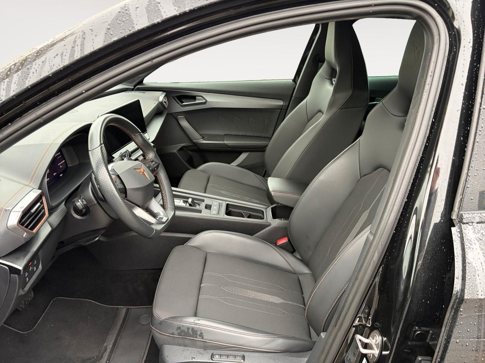 Fahrzeugabbildung CUPRA Formentor 2.0 TSI 4Drive Matrix, 360, ACC