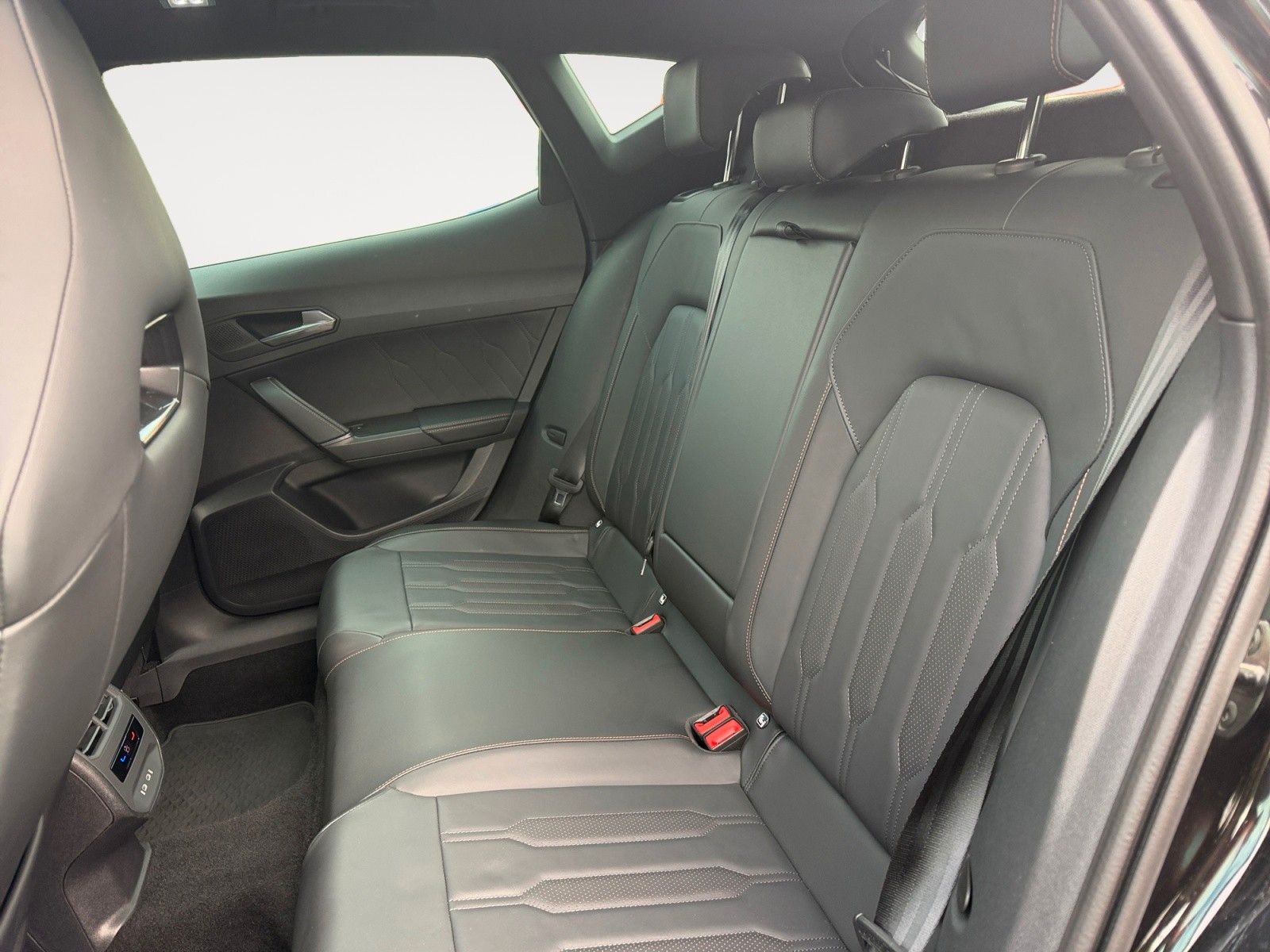 Fahrzeugabbildung CUPRA Formentor 2.0 TDI DSG 4Drive/AHK/LEDER/PANO/ACC