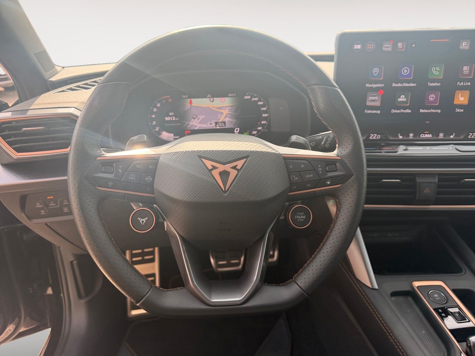 Fahrzeugabbildung CUPRA Leon ST 1.5 eTSI Panorama,Sennheiser,Memory