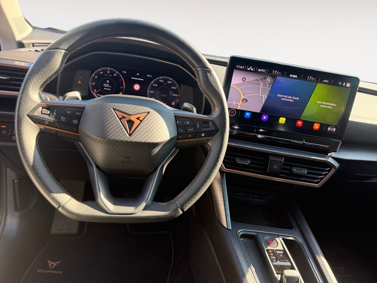 Fahrzeugabbildung CUPRA Formentor 1.5 TSI DSG 1.HD/el.Heckklappe/Navi