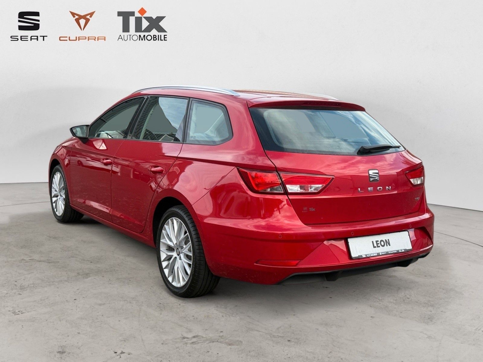 Fahrzeugabbildung SEAT Leon ST Style 1.4 TSI Navi/PDC/Sitzh/CD