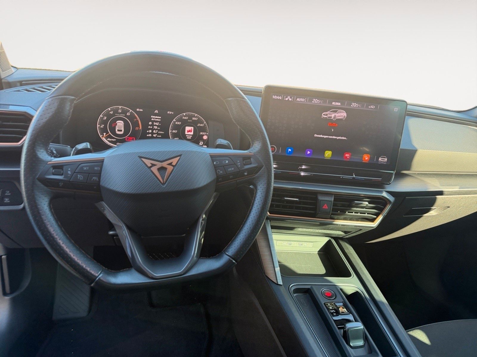 Fahrzeugabbildung CUPRA Leon Sportstourer 2.0 TSI DSG 1.HD/AHK/Navi/PDC