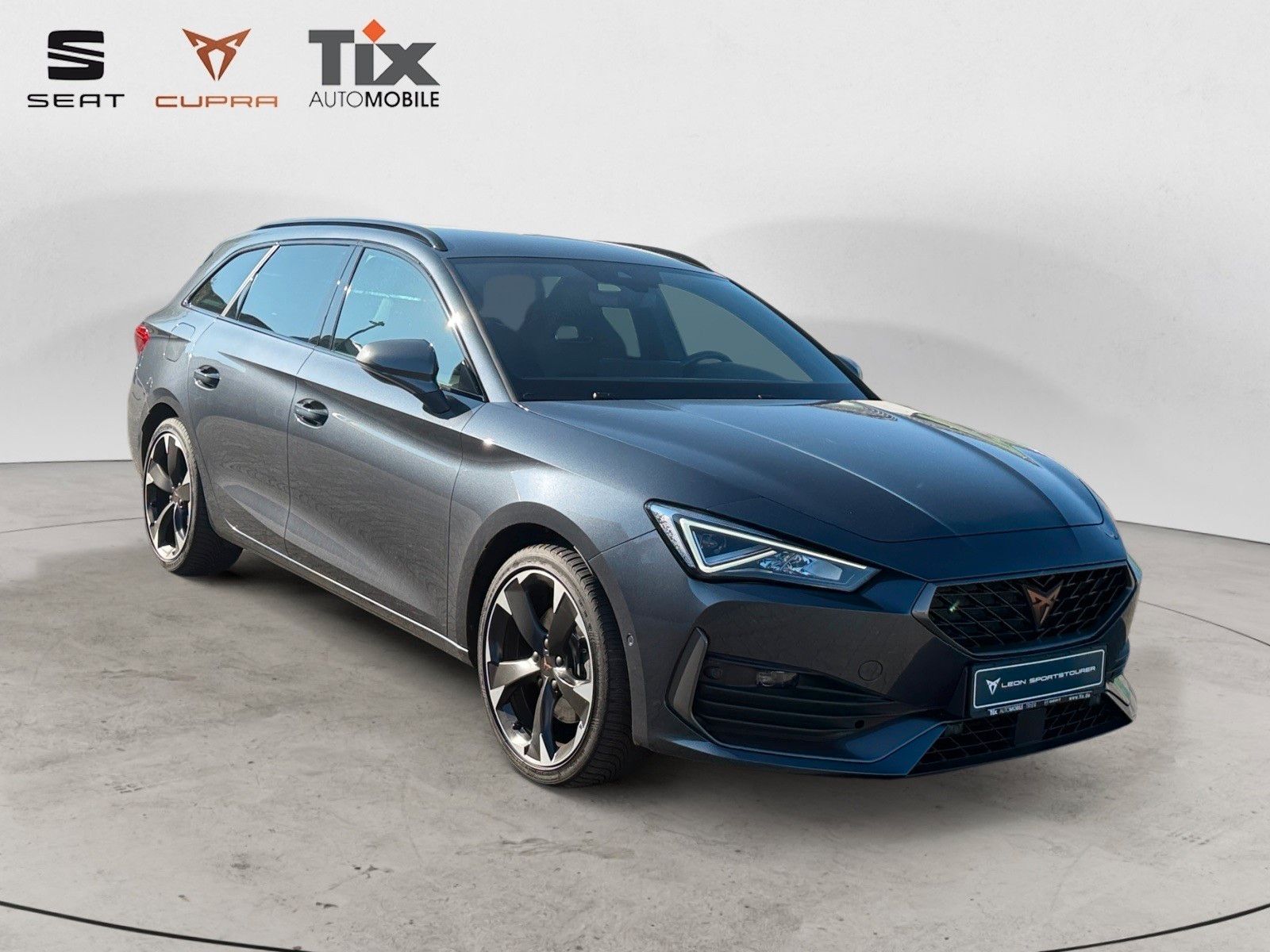 Fahrzeugabbildung CUPRA Leon Sportstourer 2.0 TSI DSG 1.HD/AHK/Navi/PDC