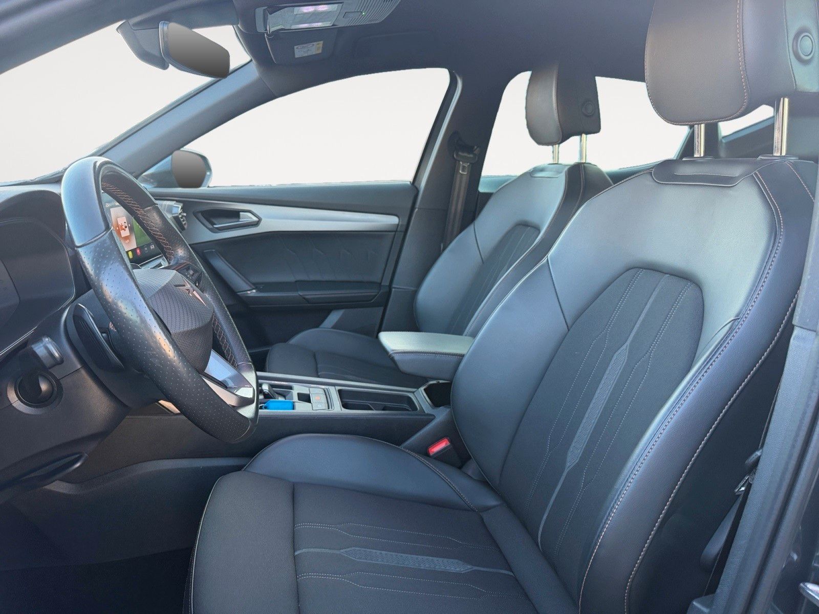 Fahrzeugabbildung CUPRA Formentor 1.5 TSI DSG Navi/Kamera/ACC/230VSteckd