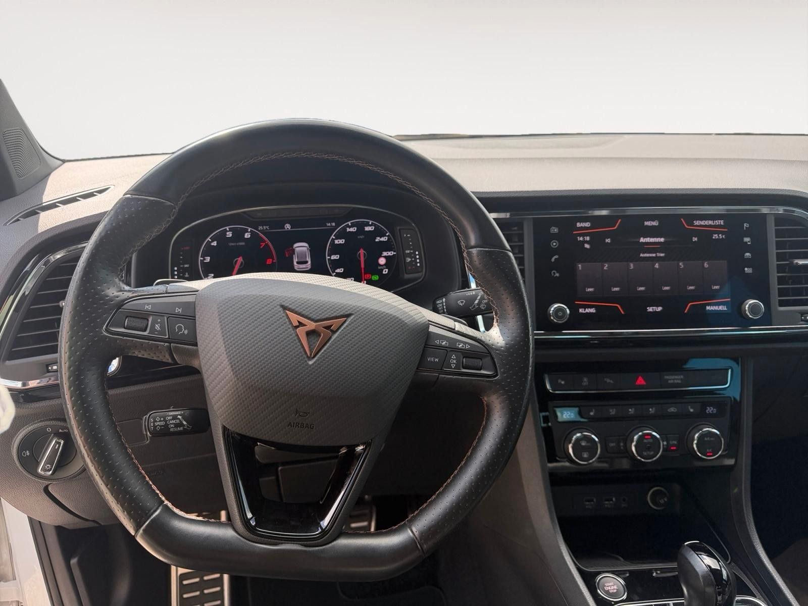Fahrzeugabbildung CUPRA Ateca 2.0 TSI DSG 4Drive Pano/Beats/360°/Navi