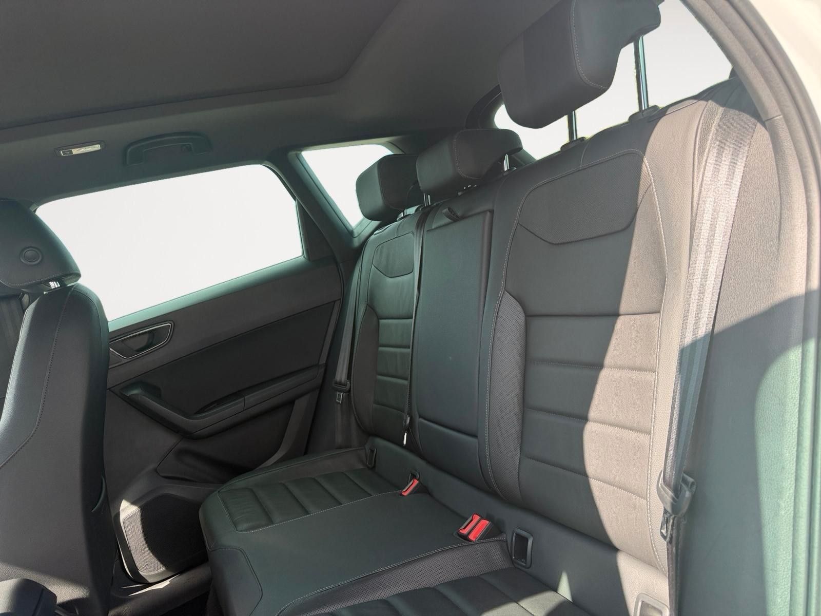 Fahrzeugabbildung CUPRA Ateca 2.0 TSI DSG 4Drive Pano/Beats/360°/Navi