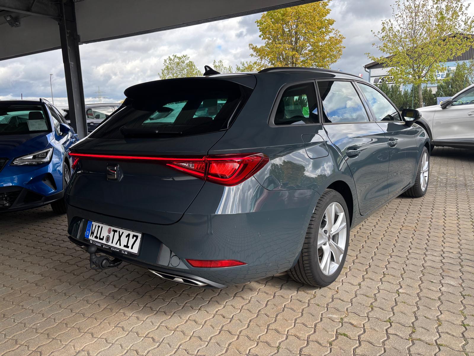 Fahrzeugabbildung SEAT Leon Sportstourer FR 2.0 TDI 110 kW (150 PS) 7-Gang-DSG