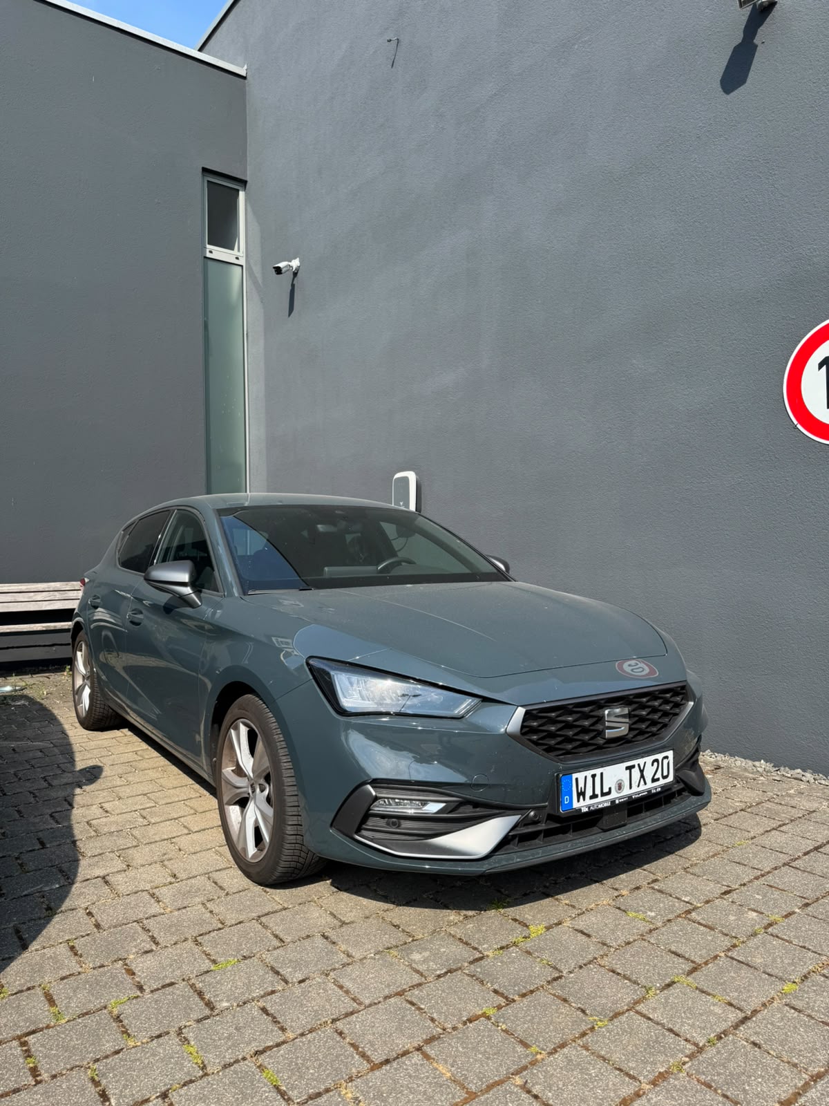 SEAT Leon Leon FR 1.5 eTSI 85 kW (116 PS) 7-Gang-DSG
