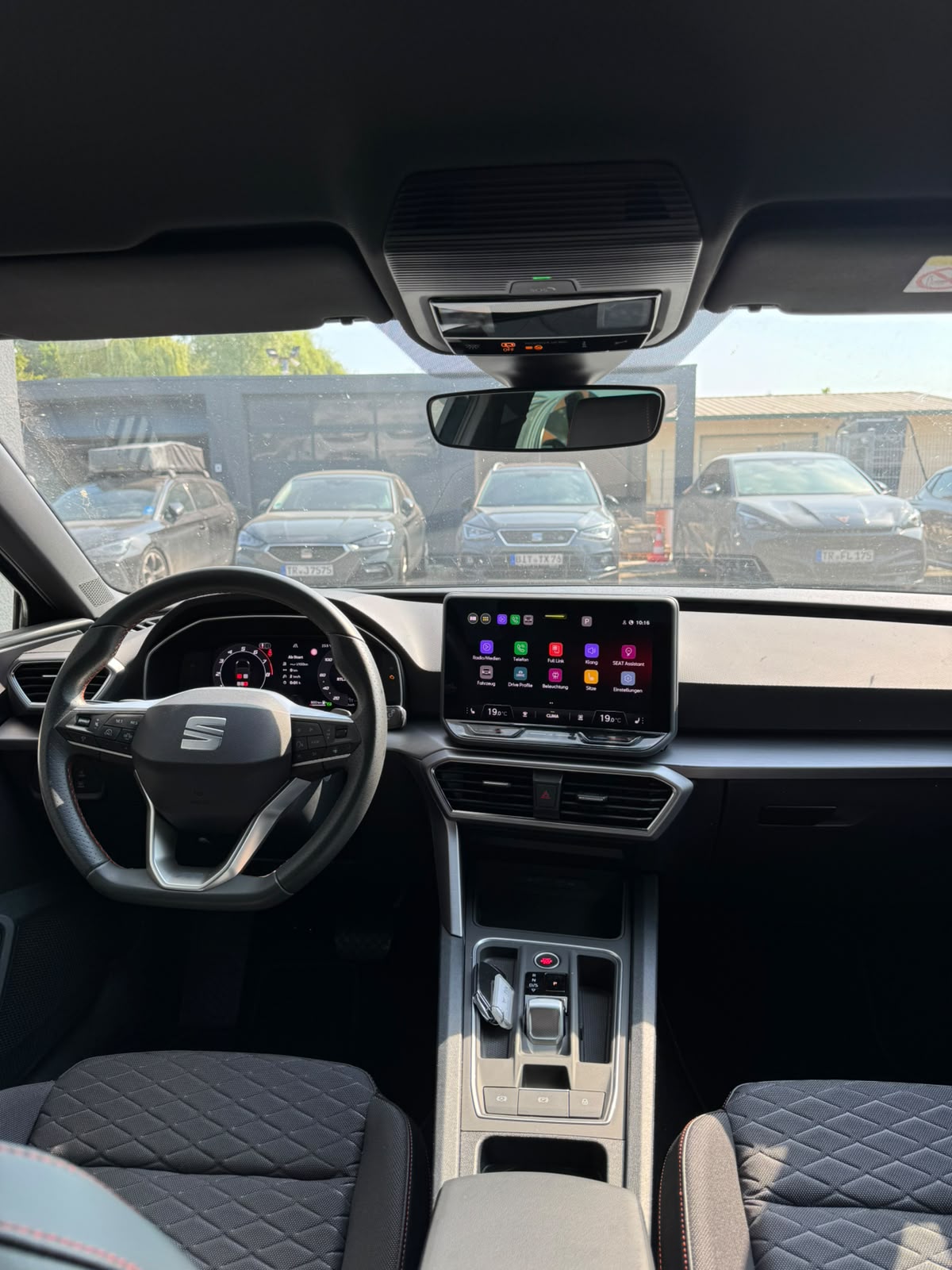 Fahrzeugabbildung SEAT Leon FR 1.5 eTSI 85 kW (116 PS) 7-Gang-DSG