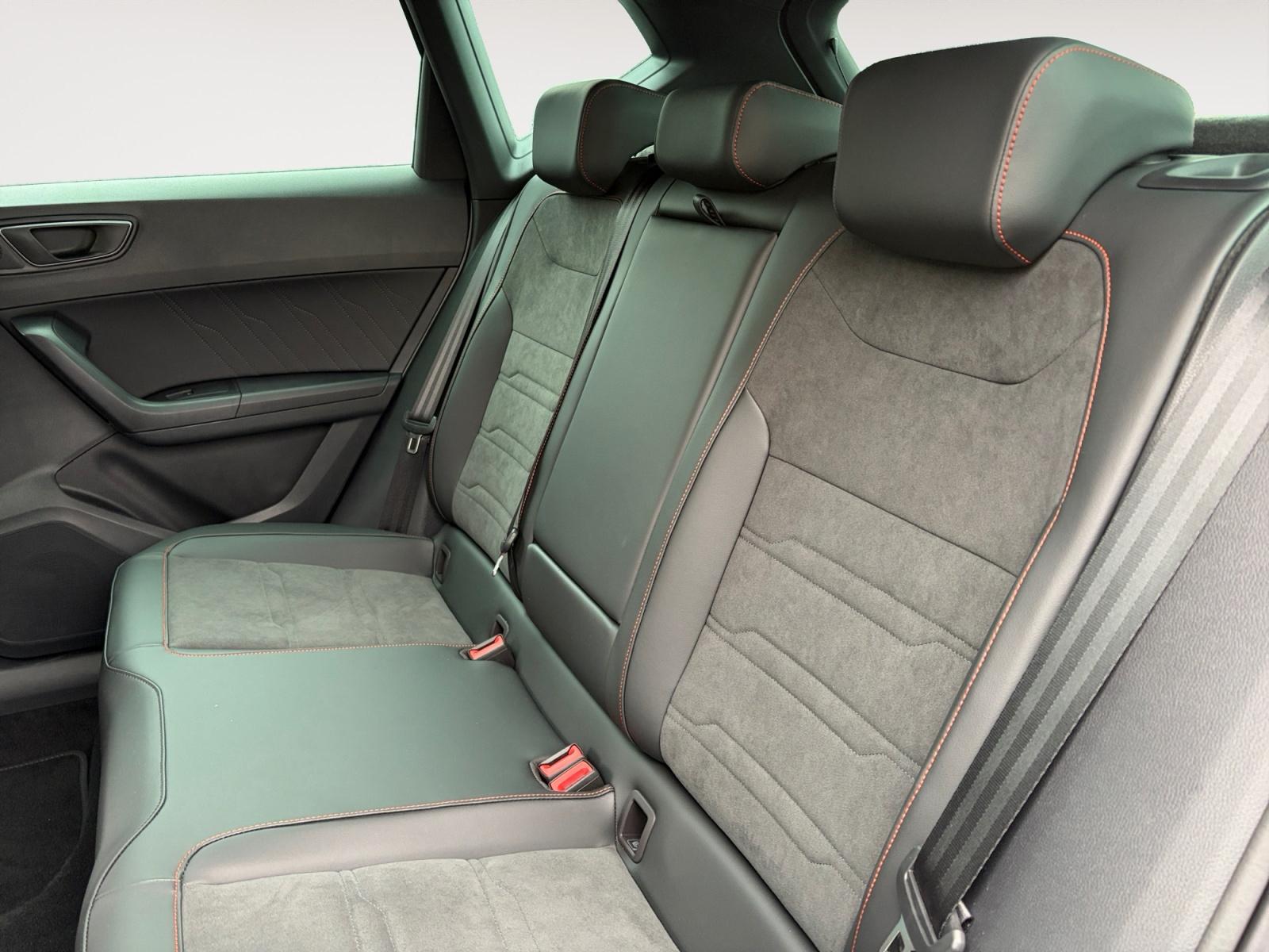 Fahrzeugabbildung SEAT Ateca FR 1.5 TSI ACT 110 kW (150 PS) 6-Gang