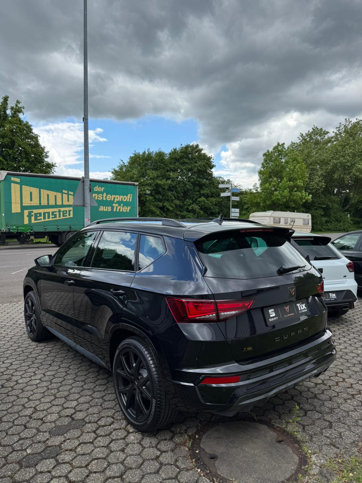 Fahrzeugabbildung CUPRA  CUPRA Ateca VZ 2.0 TSI 221 kW (300 PS) 7-Gang-DSG 4Drive
